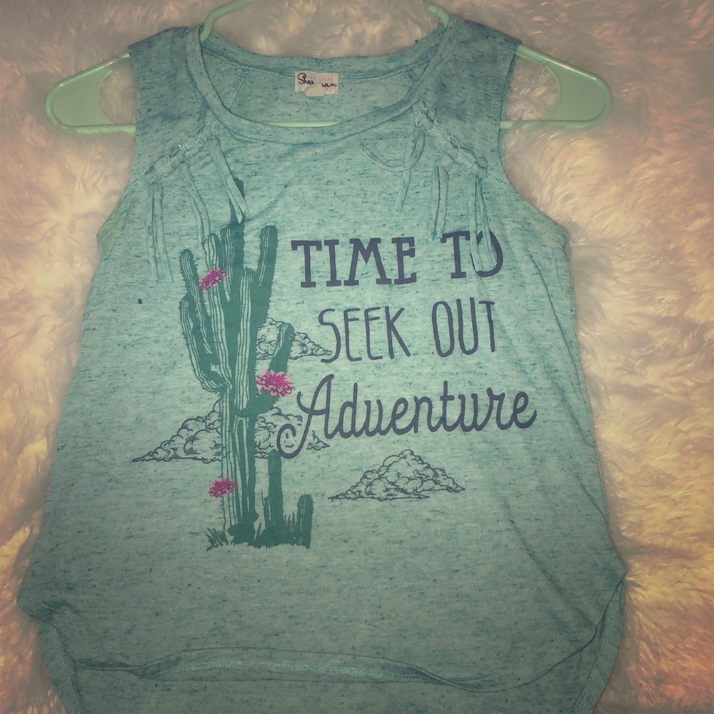 Large kids tee
